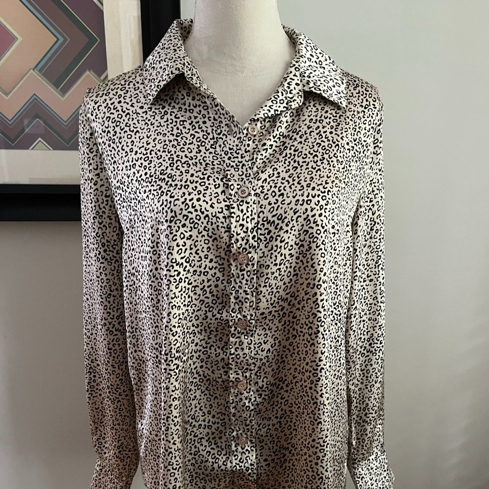 NWOT Japna Cheetah Print Satin Button-down Blouse L